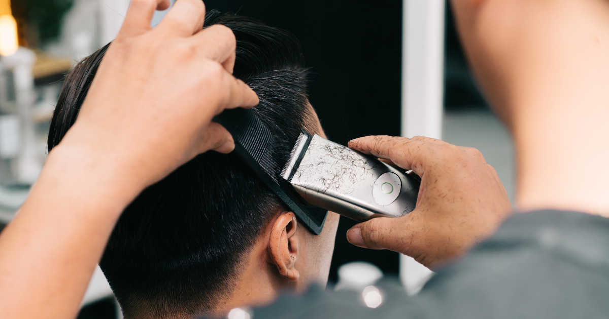 Cắt tóc định kỳ – Bí quyết để tóc khỏe mạnh và bồng bềnh